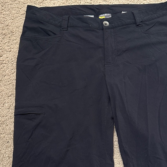 Eddie Bauer Women’s Roll Tab Hem Capri Ankle-Length Pants Black Size 12 - Picture 4 of 10
